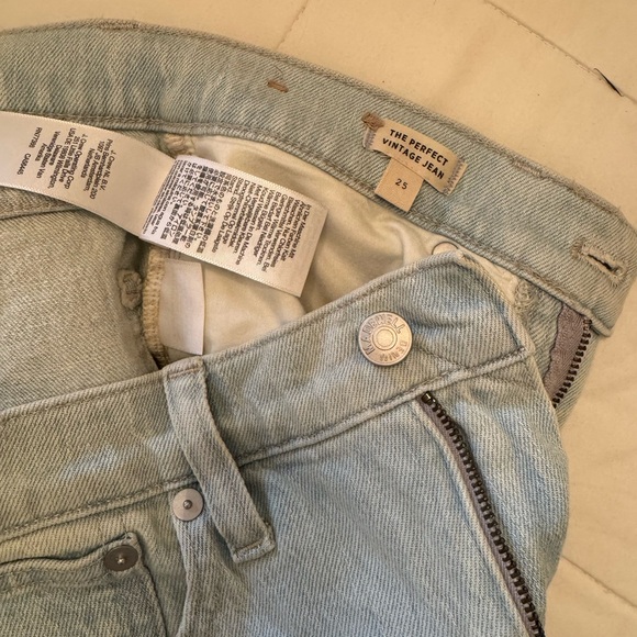 Madewell Perfect Vintage jeans worn twice! - Picture 3 of 4